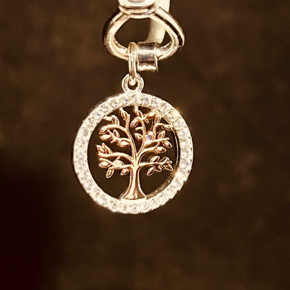 Silver Tone Bracelet Rhinestone Encircled Tree Of Life Charm Signed LA CN (3796) - Picture 3 of 6